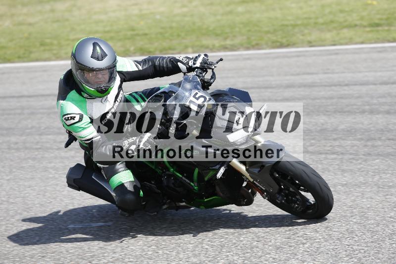 /Archiv-2025/09 22.04.2025 Cornu Master School ADR/rot-rouge/15